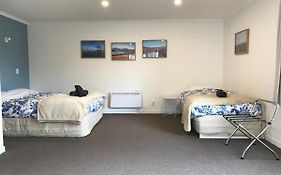 Jo'S Place